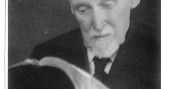Anton Chráska z Biblijo, 1951